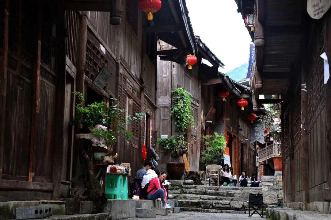 逃离阴森的岛屿